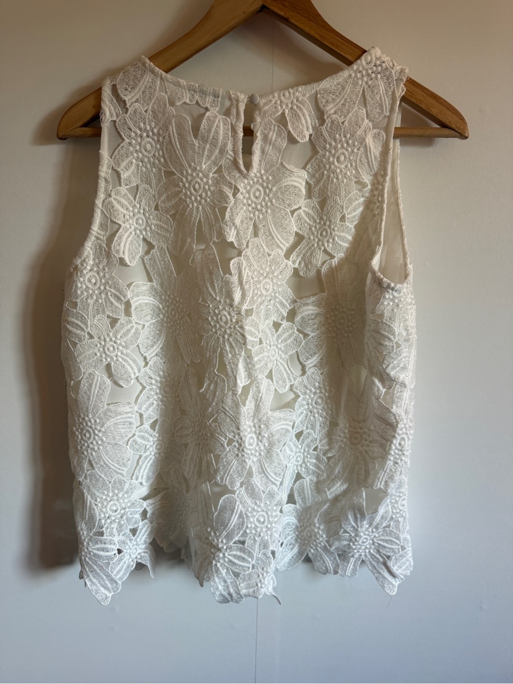 Twik White Floral Lace Top Boho Sheer Crochet Tank Womens M - Picture 5 of 5